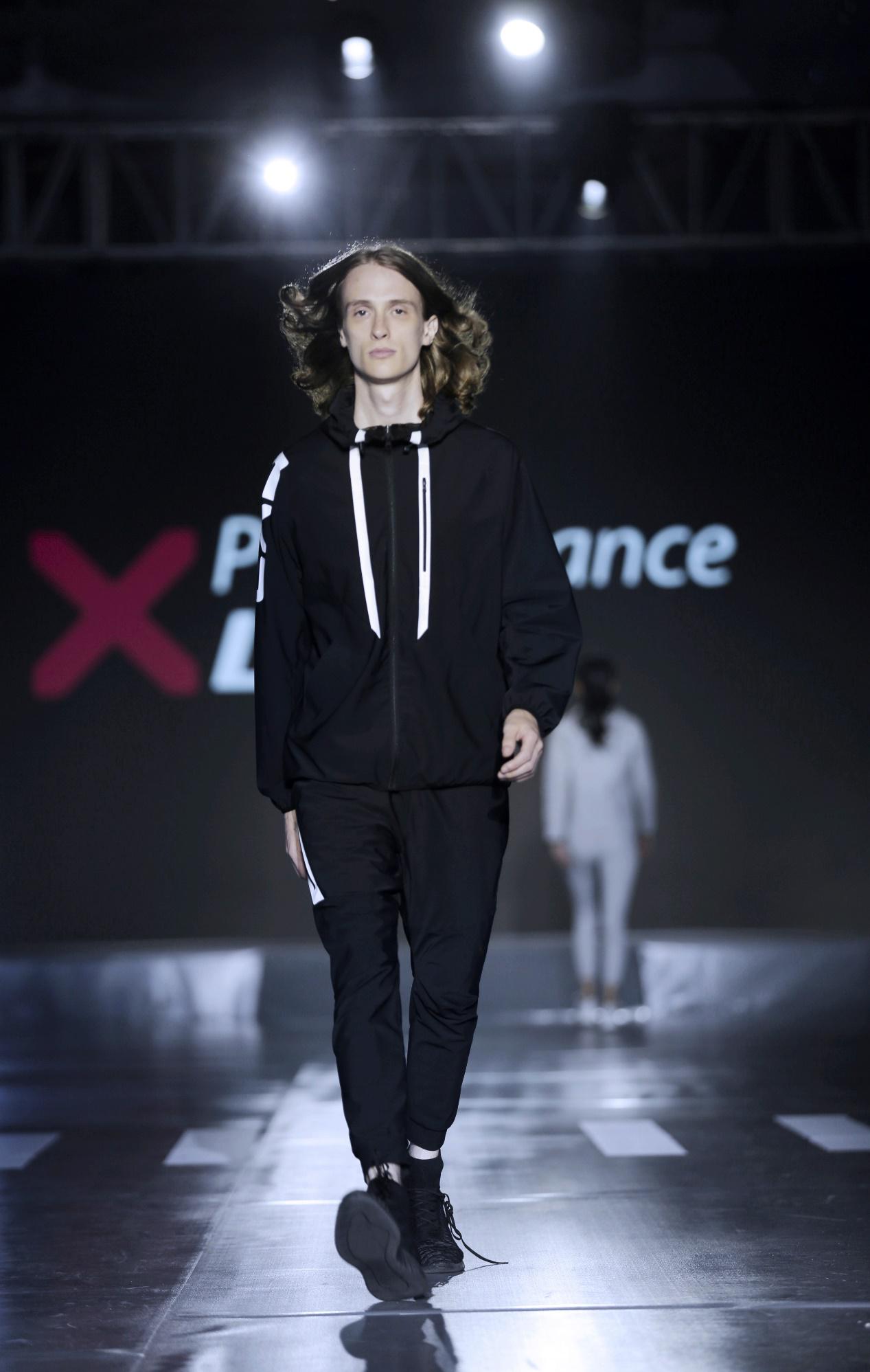 给你们介绍一个高端潮牌exr