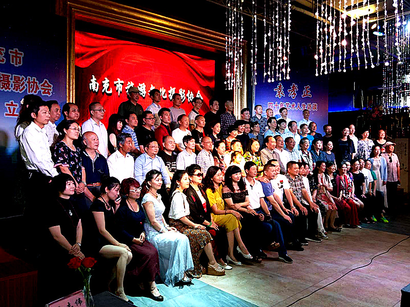 微信图片_20180602213217_副本.jpg