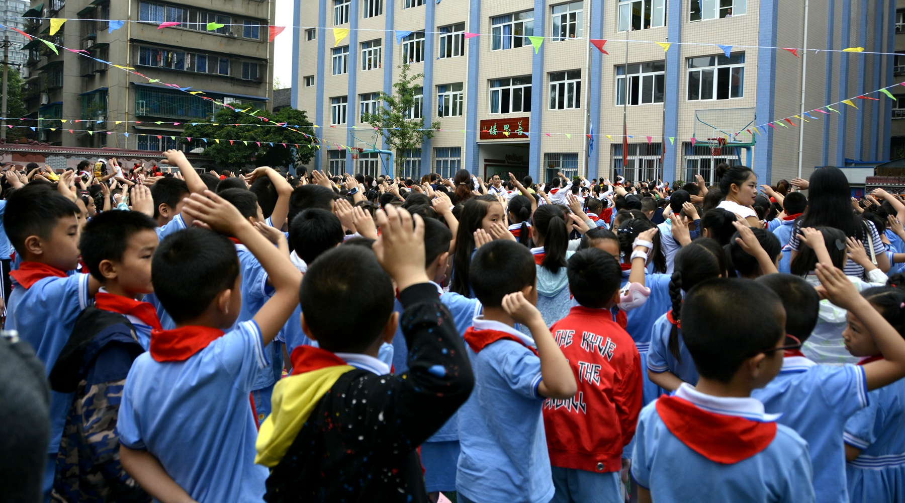 广汉市实验小学图片