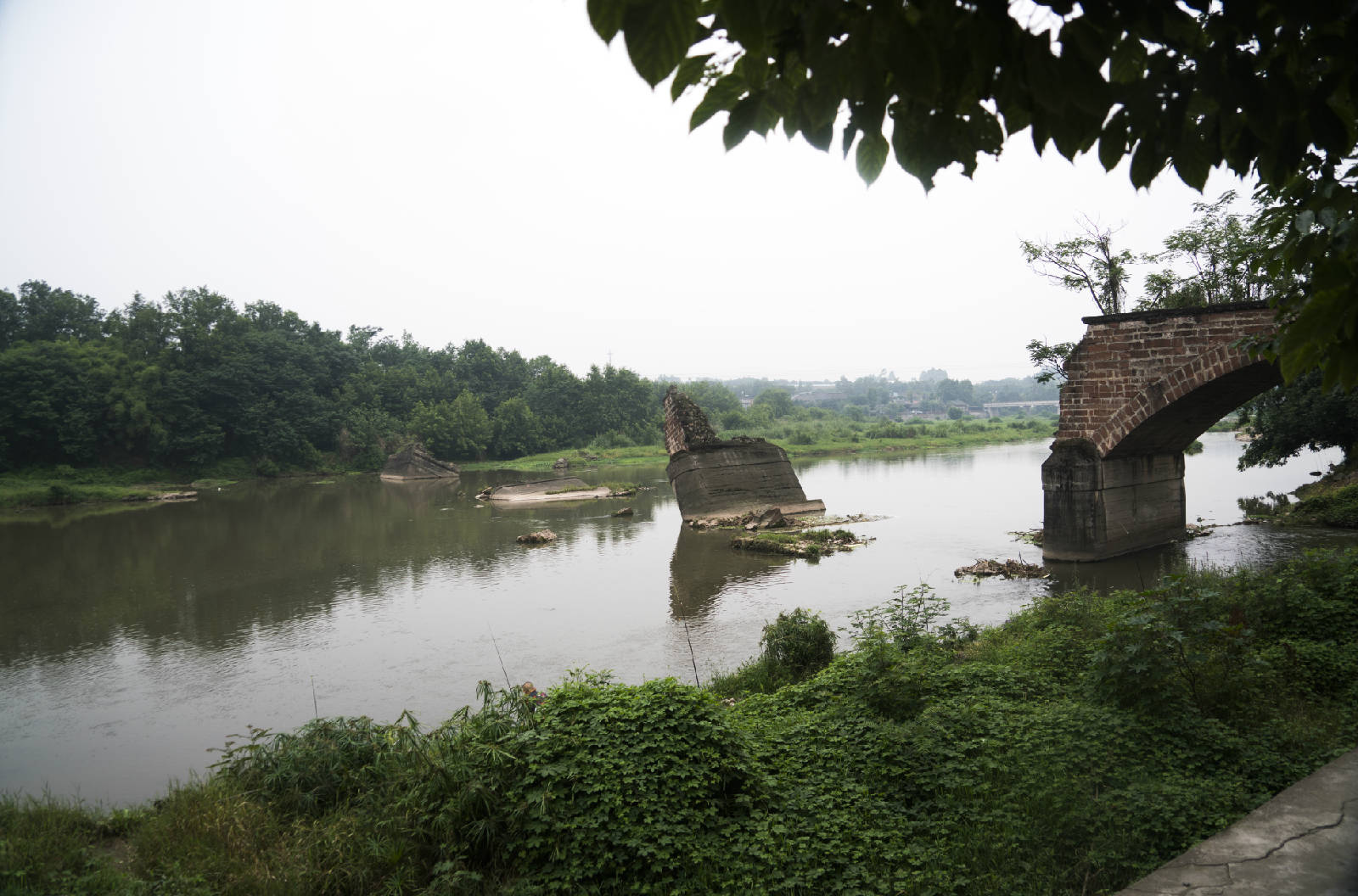 固驿南河板板桥遗