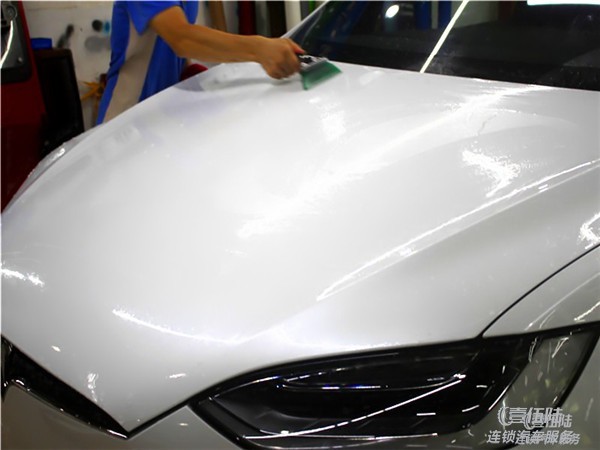 如何挑选一款好的车衣产品?佛山特斯拉全车施