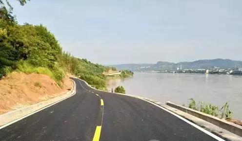 2018072713111678719852_496_290.jpg