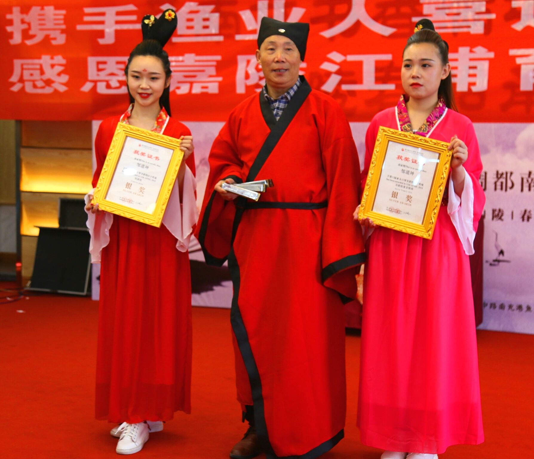 QQ图片20181017192137.jpg