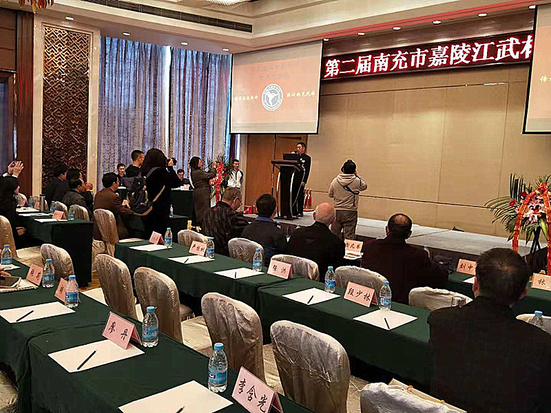 微信图片_20181029194811_副本.jpg