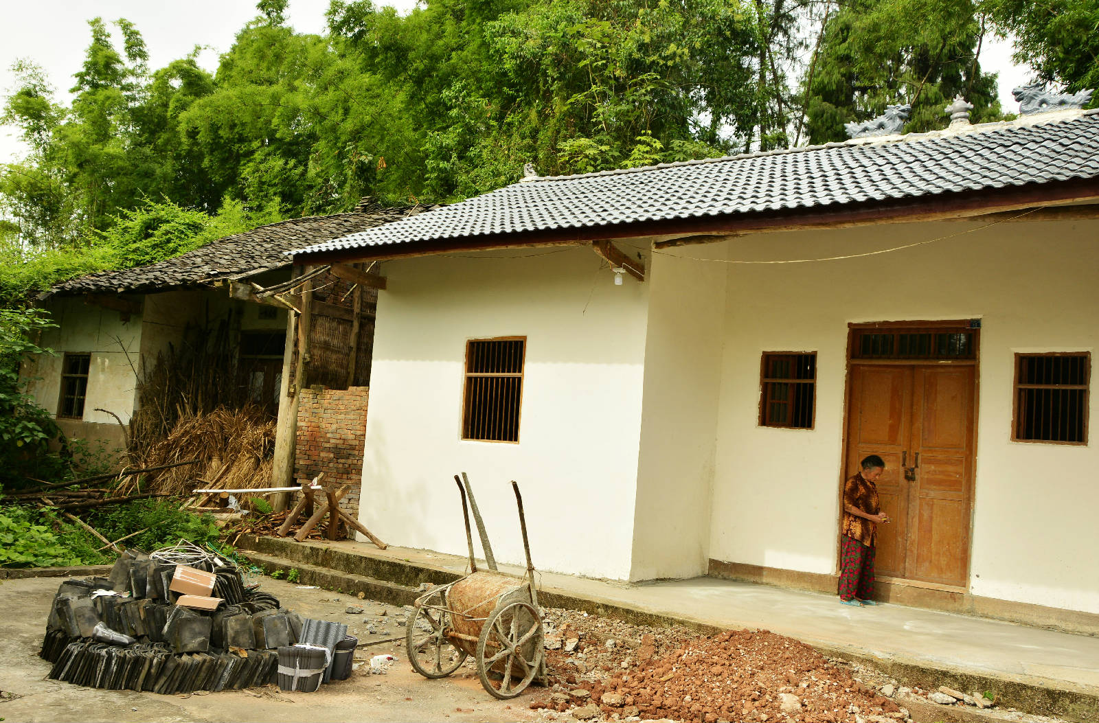 _作品名：新房马上有，2018�