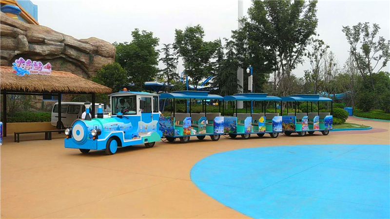 trackless train54.jpg