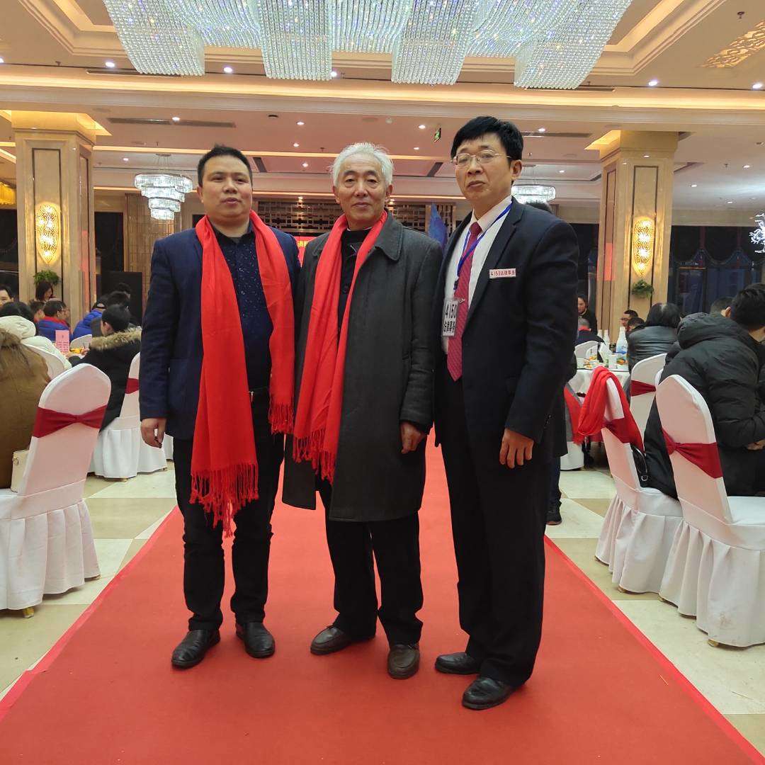 907.jpg