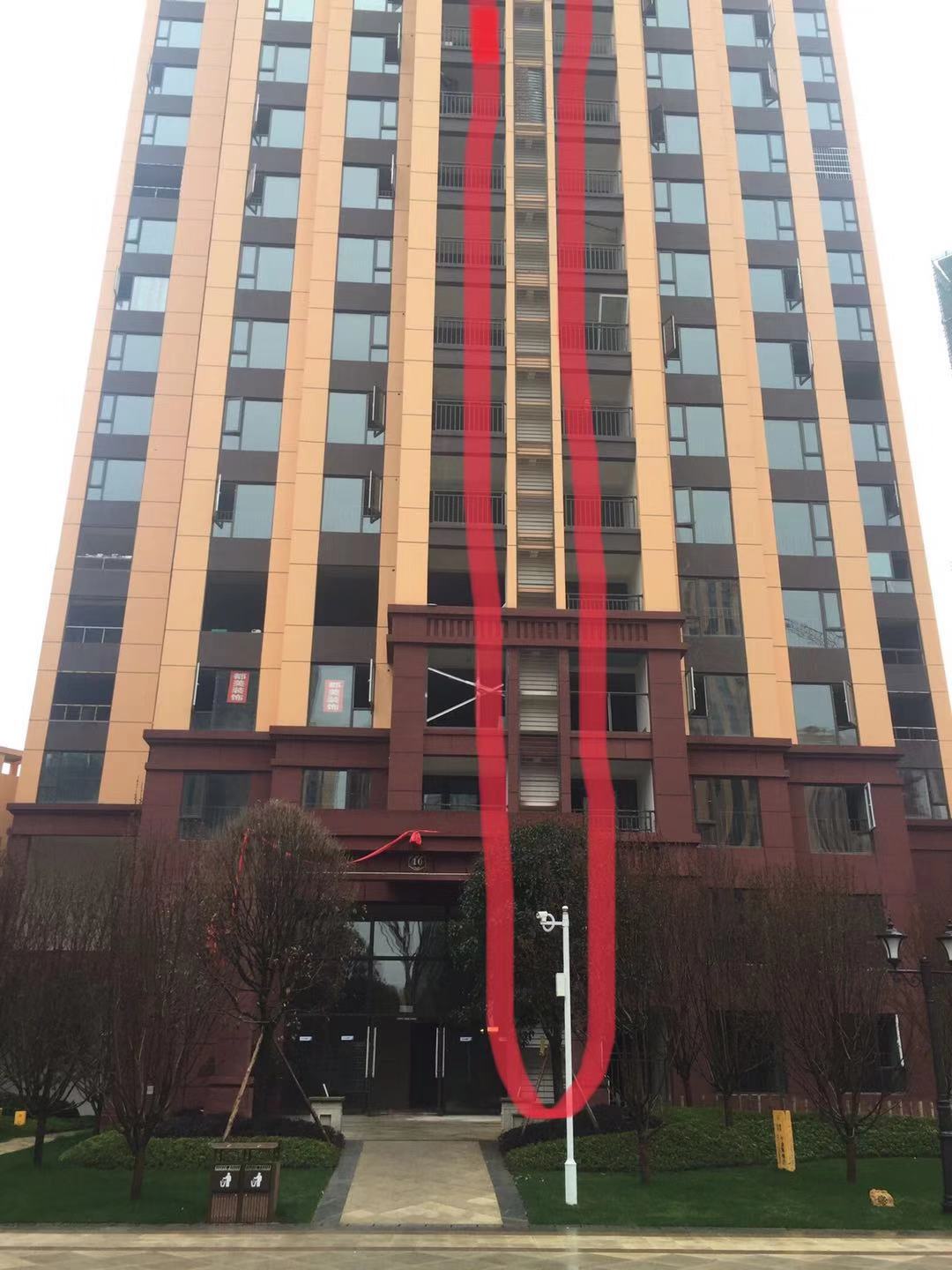 请问恒大中航城二期客厅空调机位不安装排水管合规吗