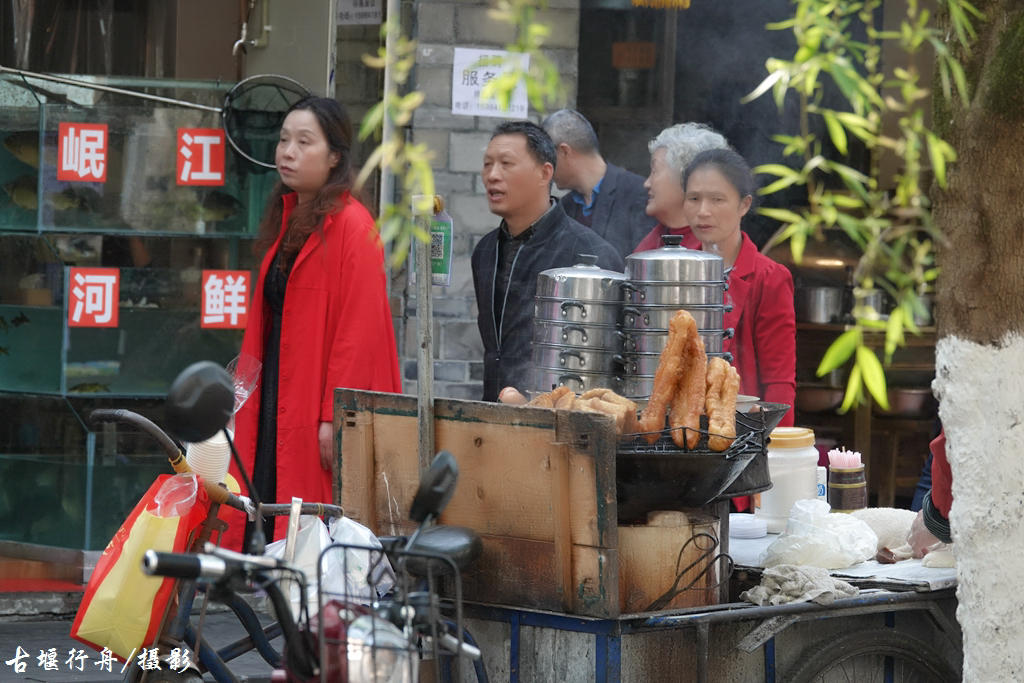 清明放水节游灌县古城029.jpg