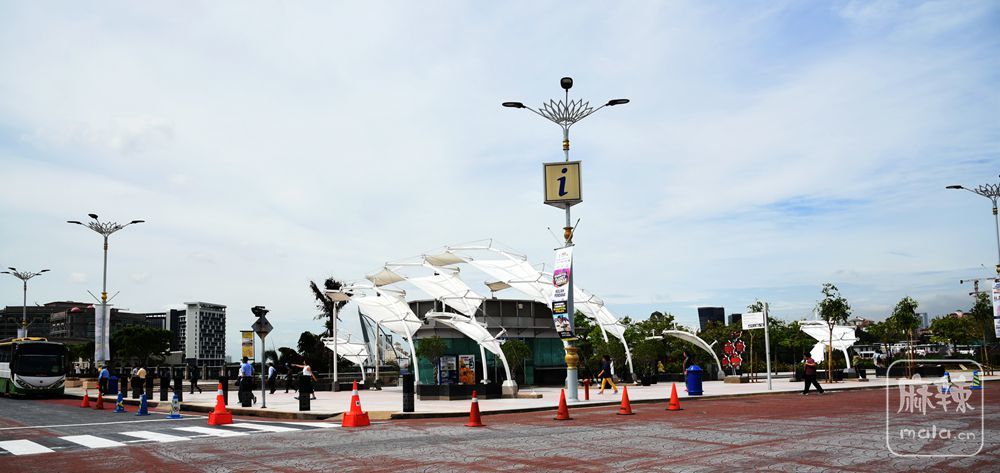 DSC_3214_.jpg