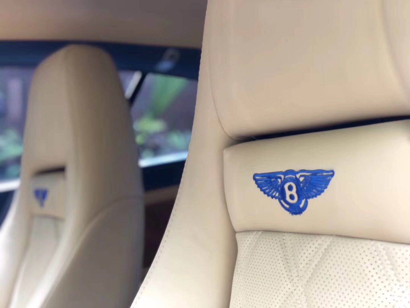 08GT-6.0T 7.jpg