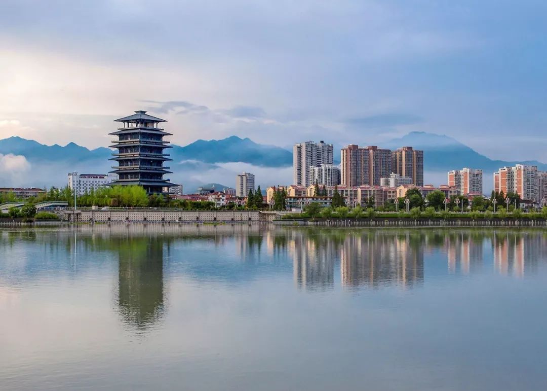 关于可久镇政府强占耕地建商品房一案的 申诉状