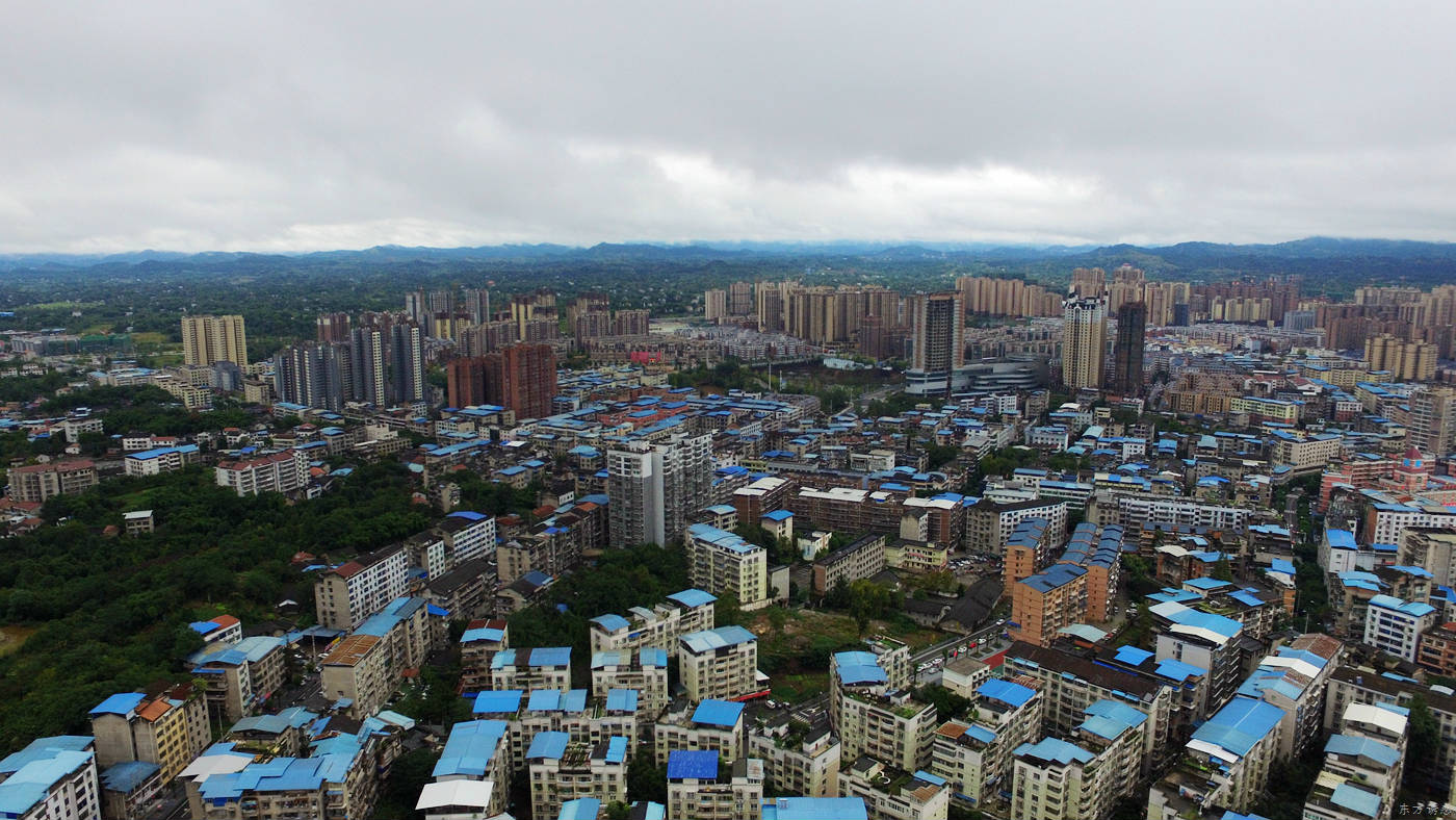 营山上空23.jpg