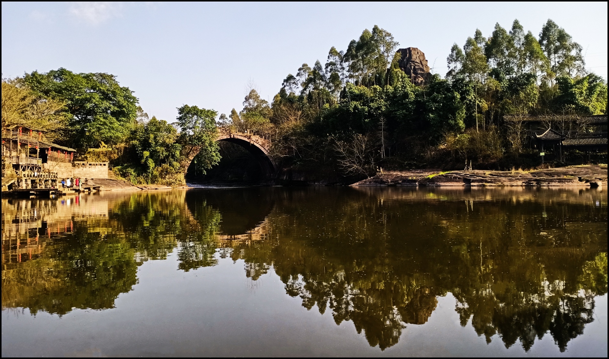 手机随拍:又见广安万春桥(红色影视城)