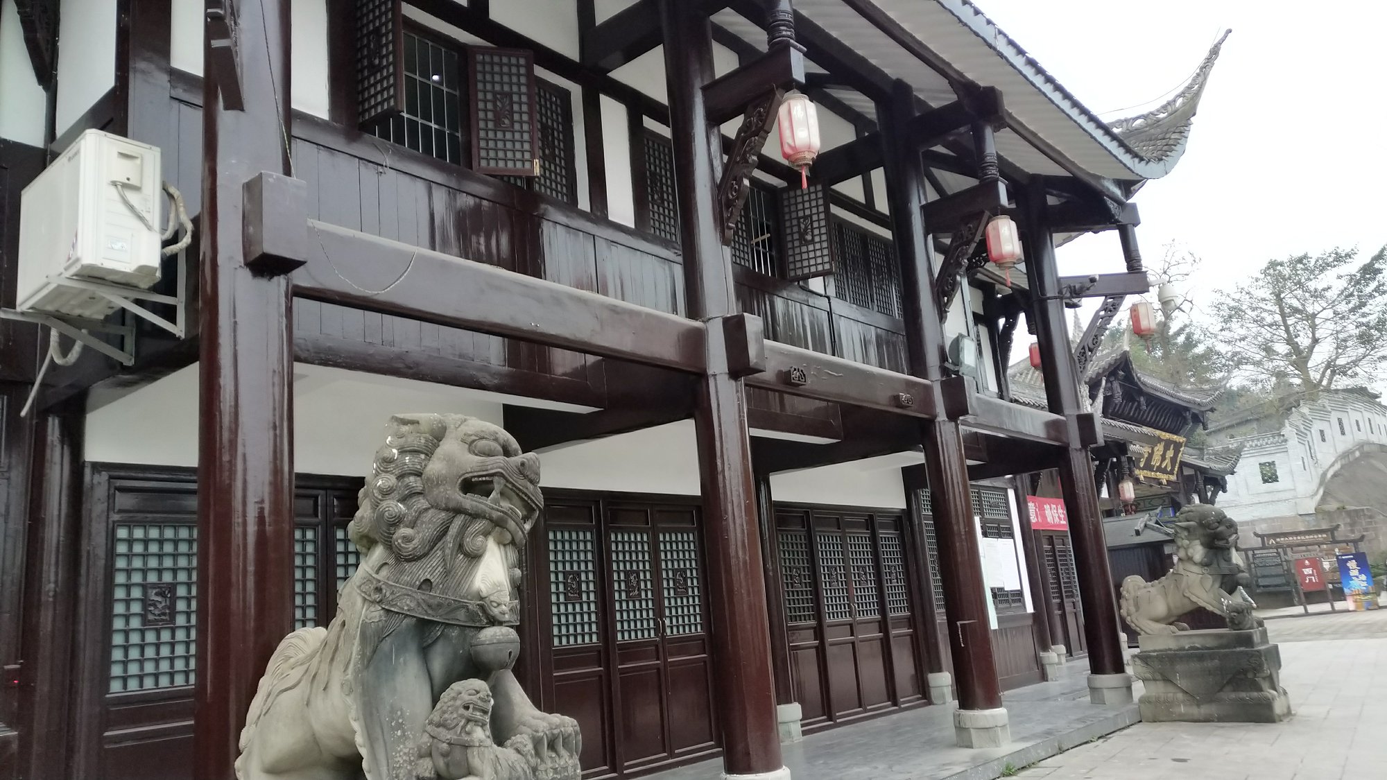 P00114-150435.jpg