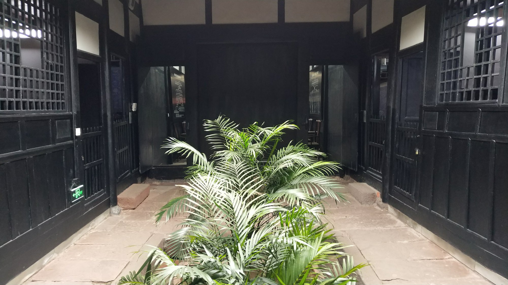 P00115-115246.jpg
