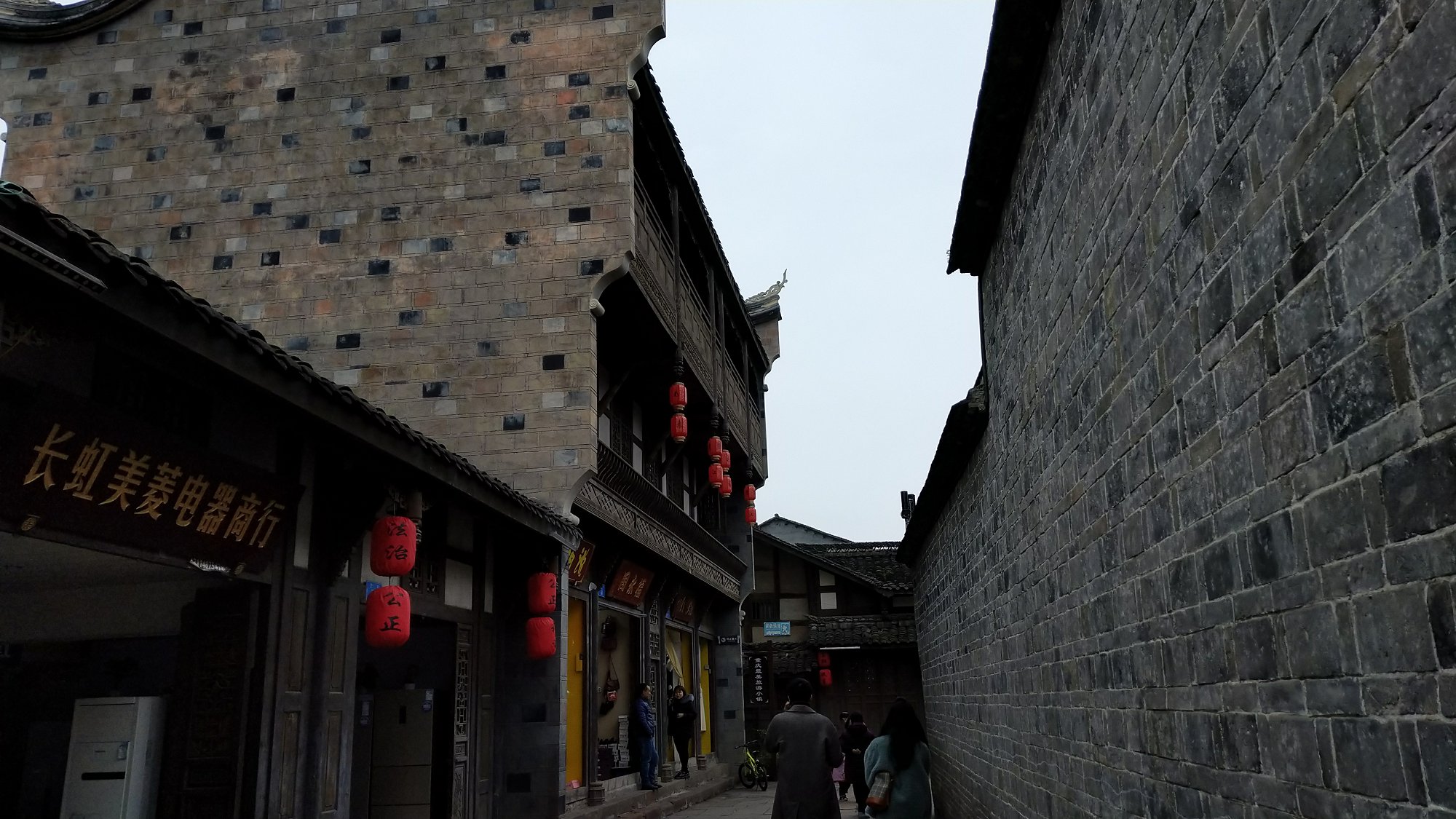 P00115-154011.jpg