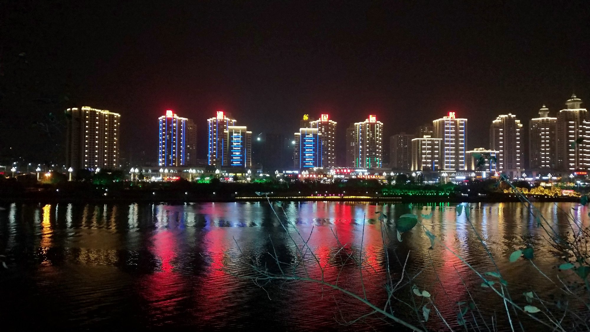 P00115-195132.jpg