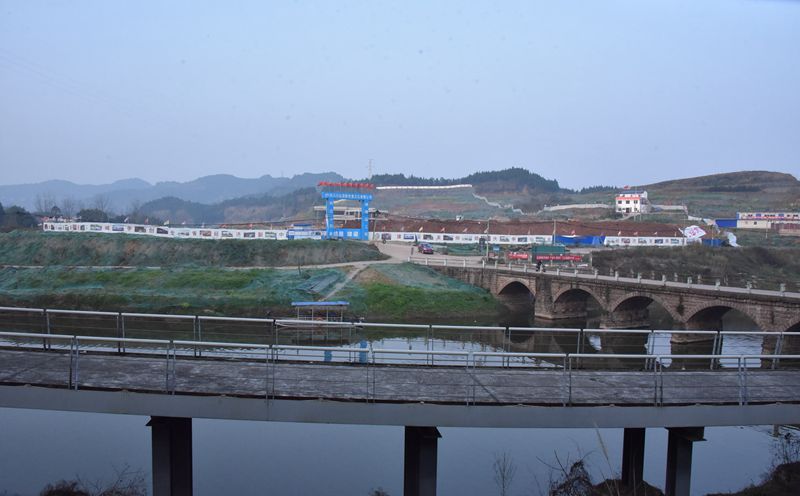 110508fxcpxexhxp9ydhch.jpg