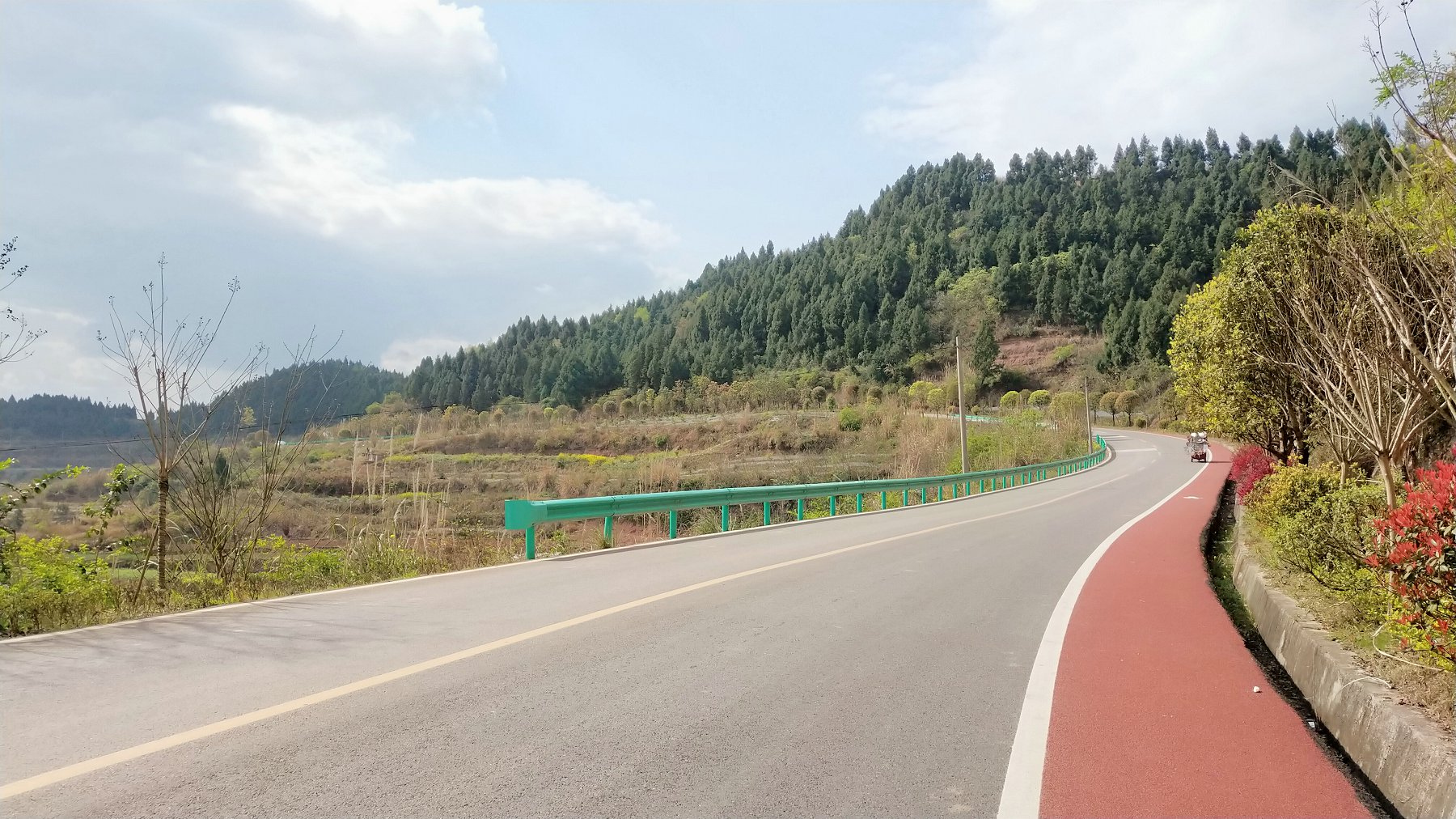 P00312-150422.jpg