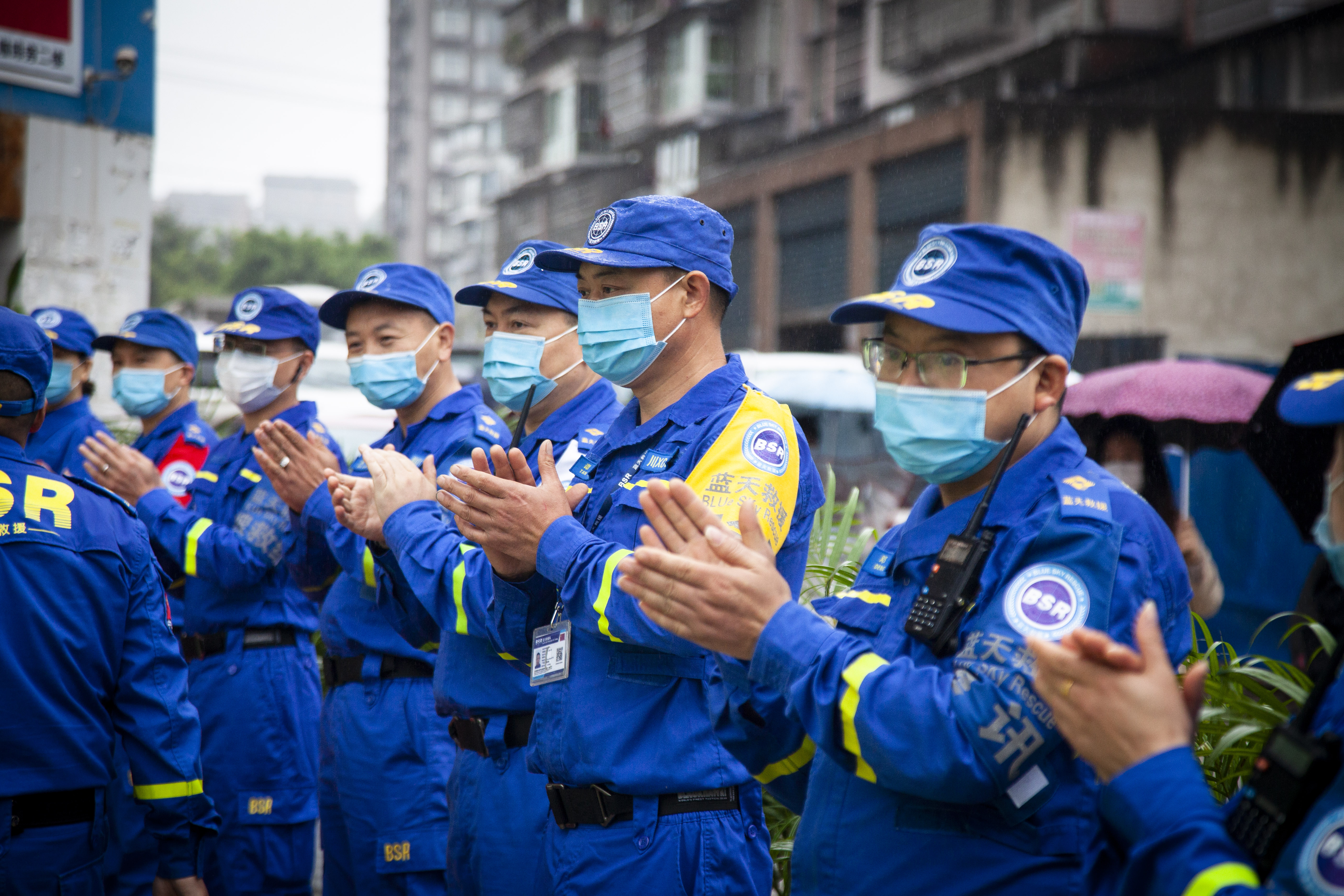 四川鄰水:藍天應急救援隊正式掛牌成立,為我市第一支授權藍天救援品牌