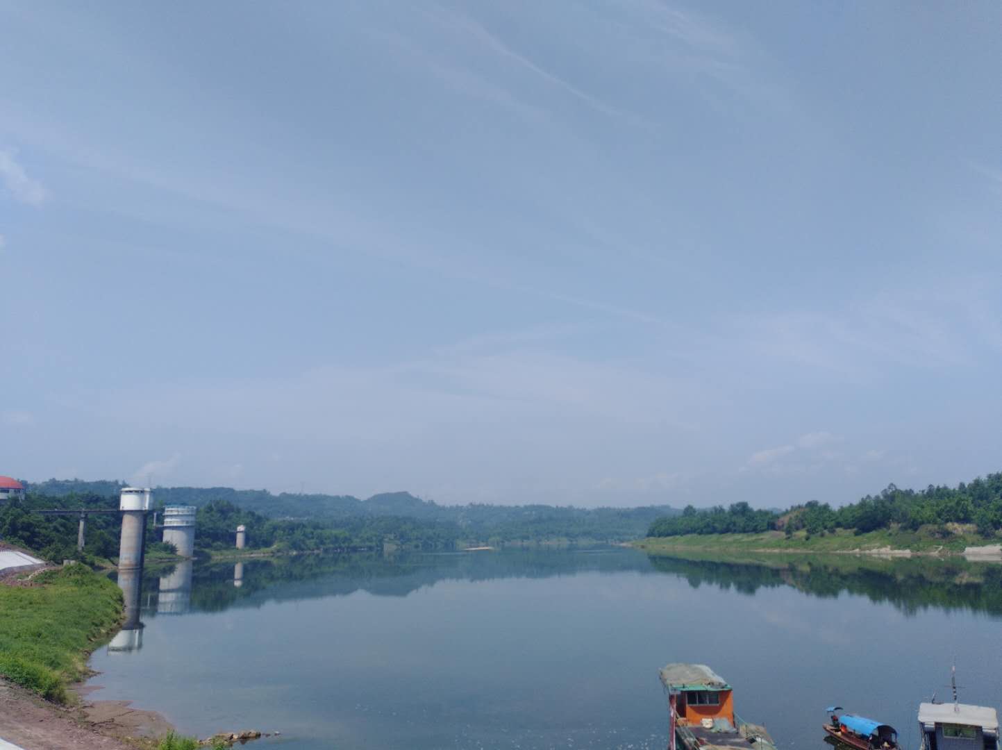 145602p1190mmp0c13yp33.jpg