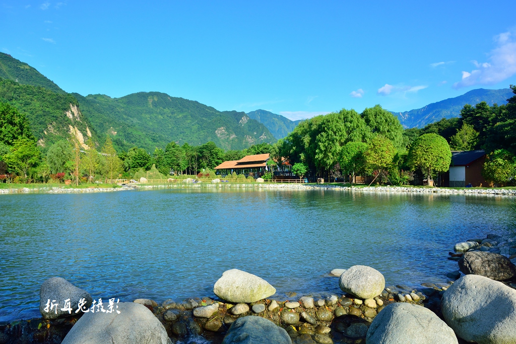 彭州鱼凫湿地公园 湖光山色风景美