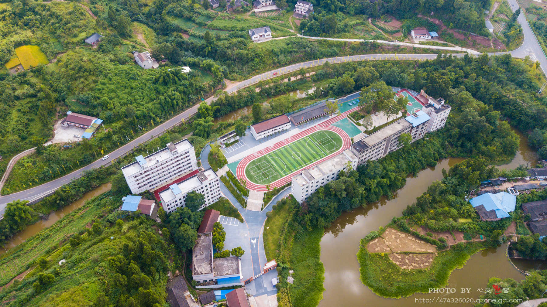 威远县新店中学图片