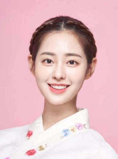 今年韩国最美的美女闪亮登场春香小姐