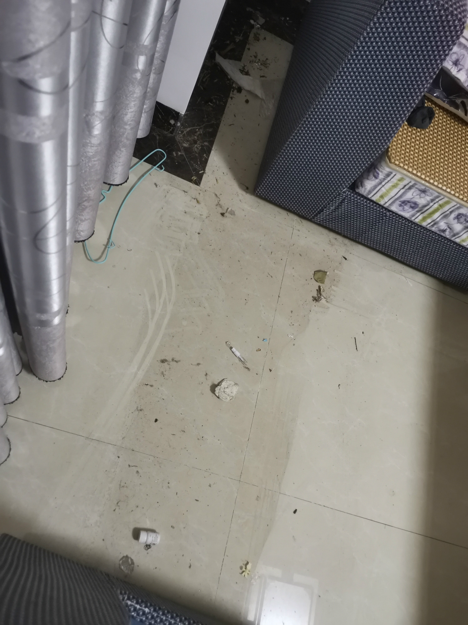 142614hdqlpjft5532ldpz.jpg