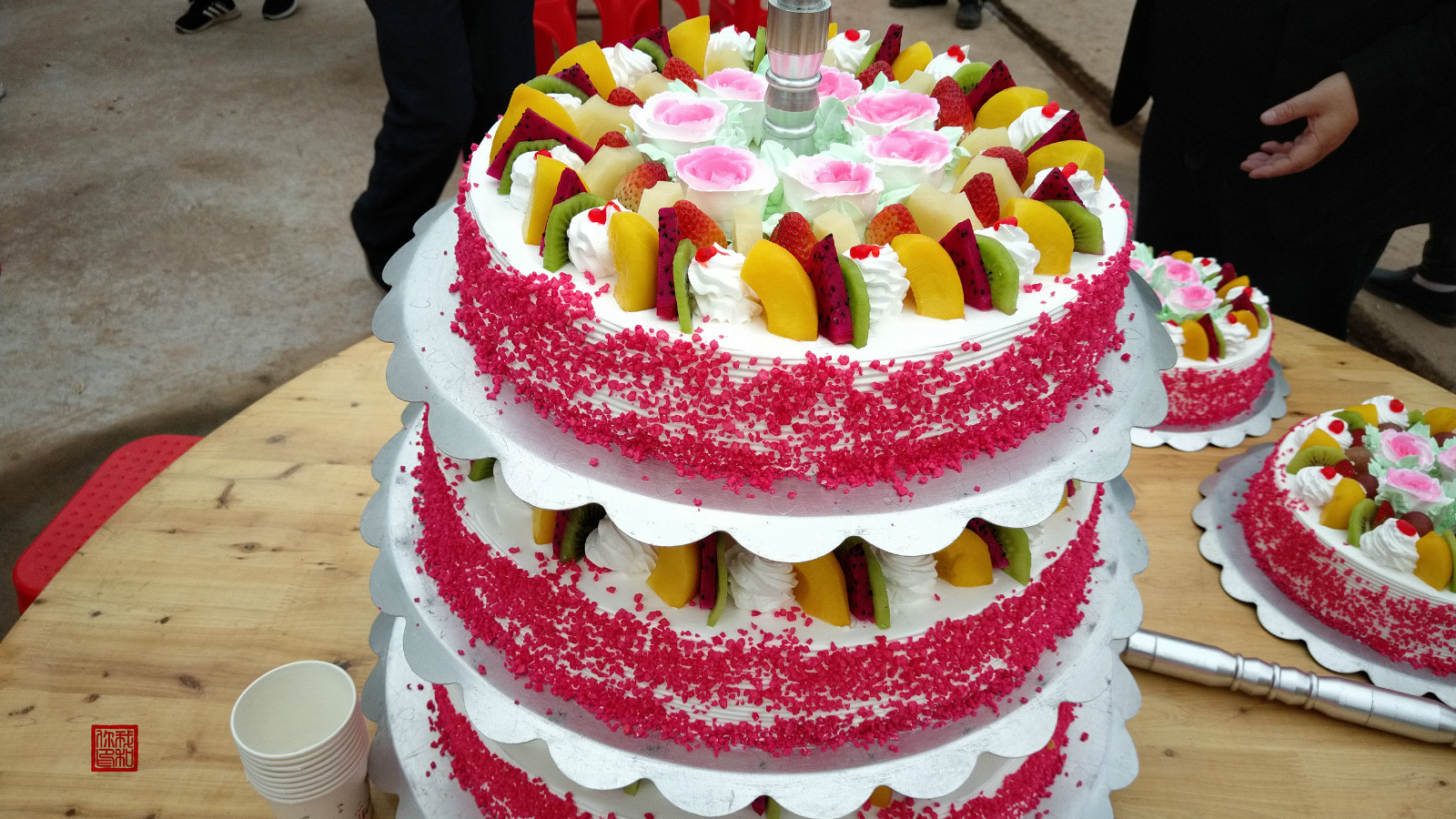 90大寿9层生日蛋糕图片图片