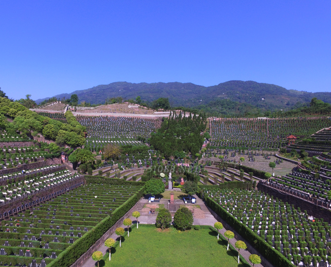 雅安卧佛山事件:雅安名山卧佛山公墓,卧佛山公墓地宫福位,成都市卧佛