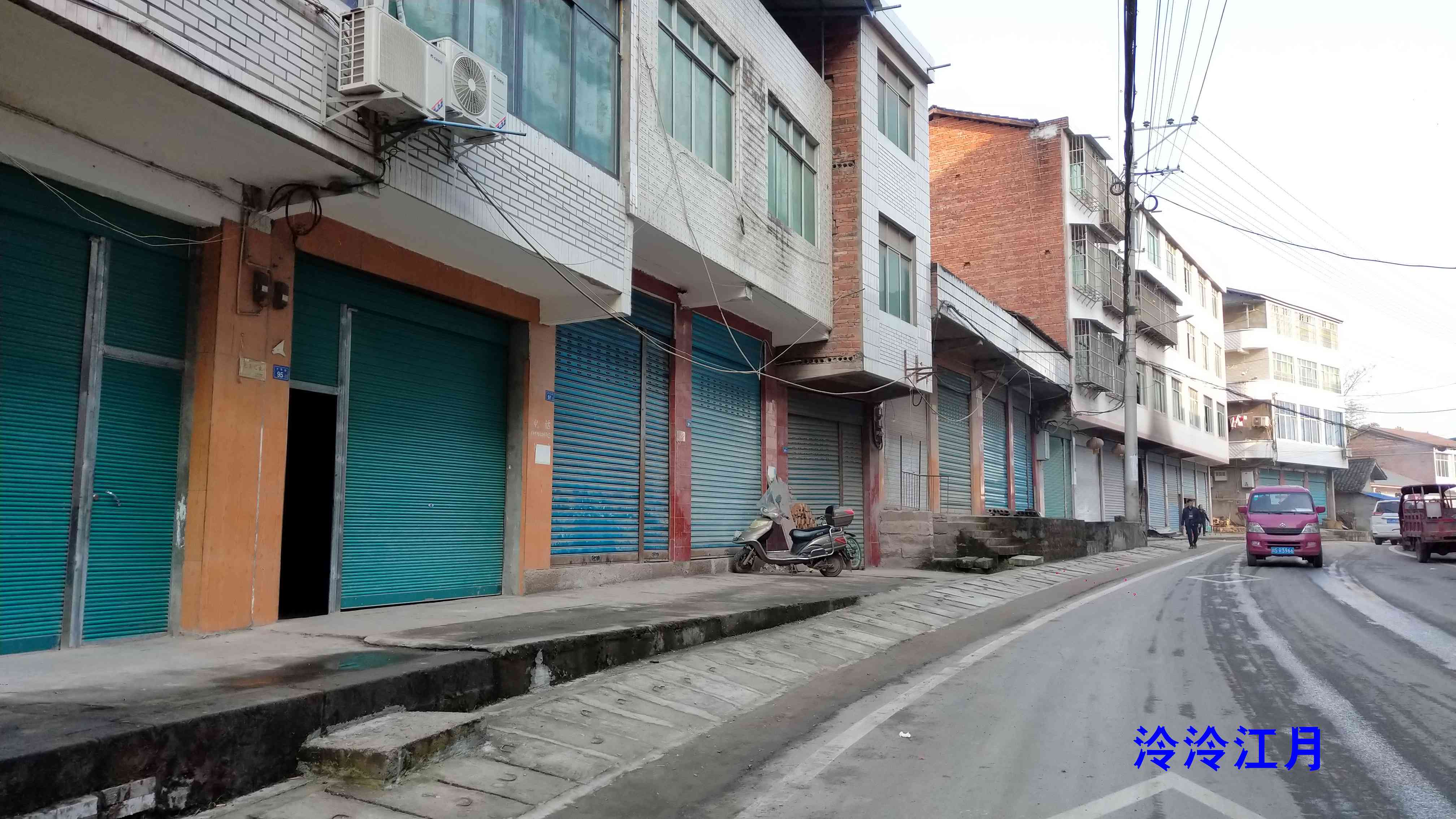 P10119-155530.jpg