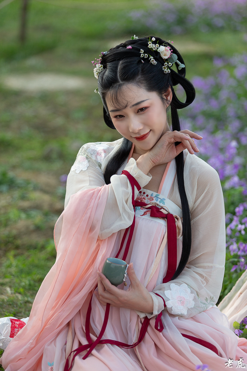 162408d505u7cb504ukh74.jpg