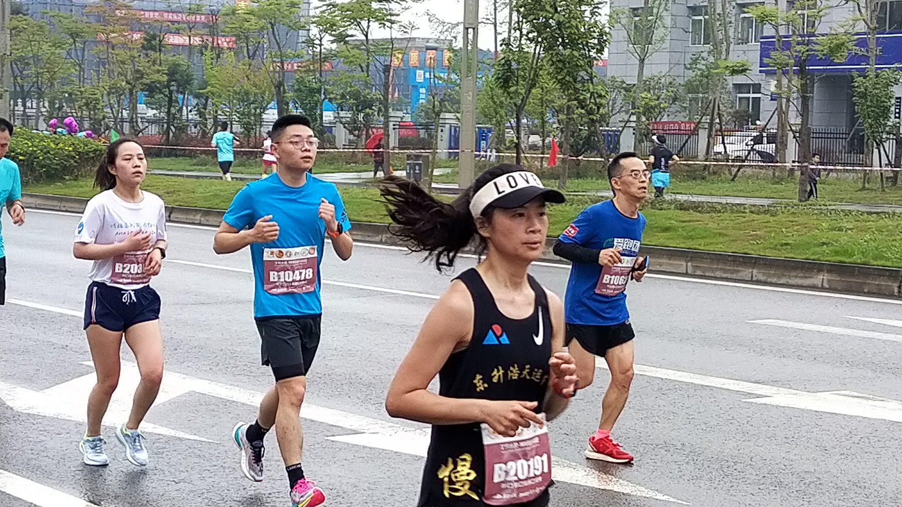 P10411-090241.jpg
