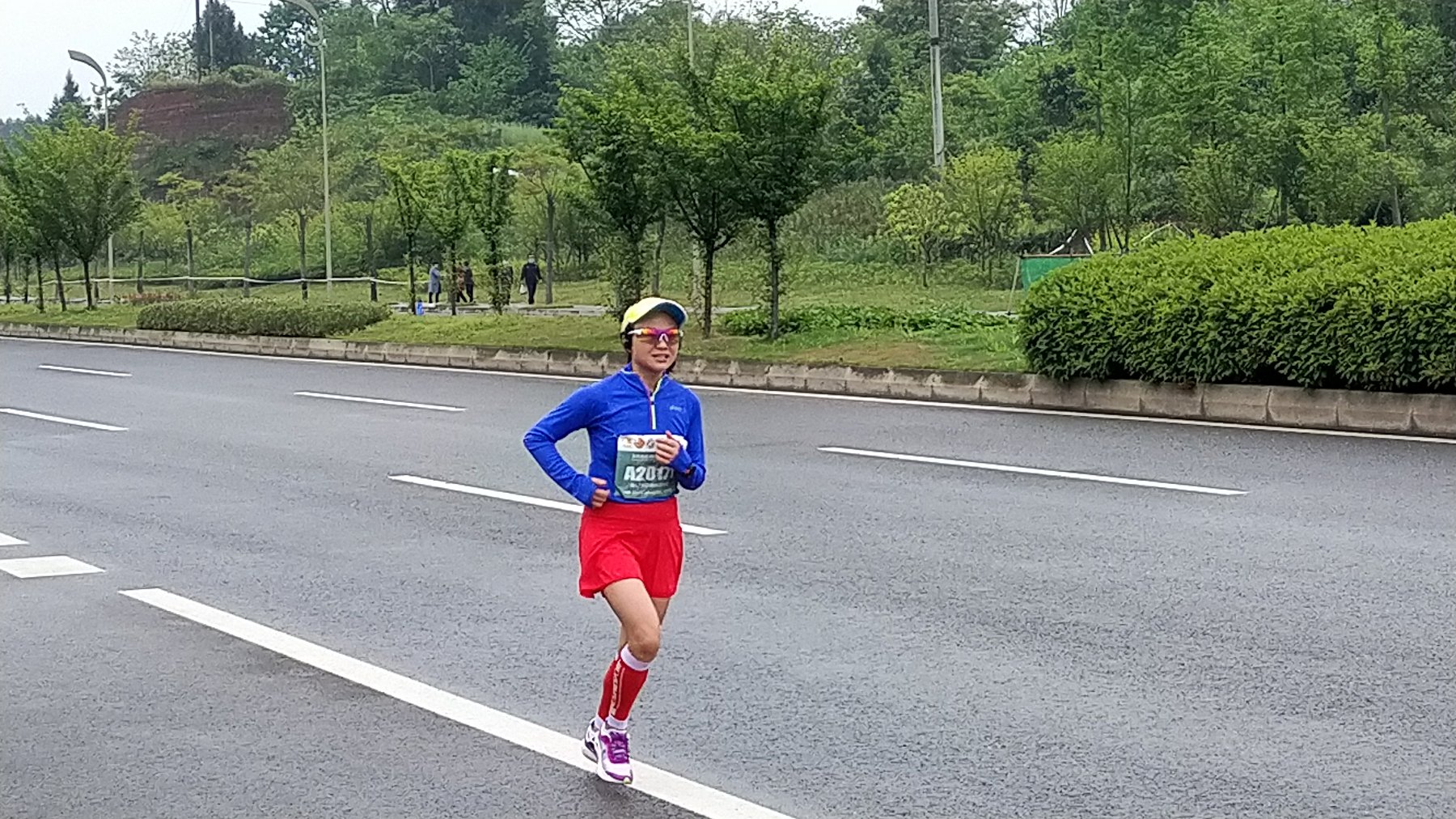 P10411-103052.jpg