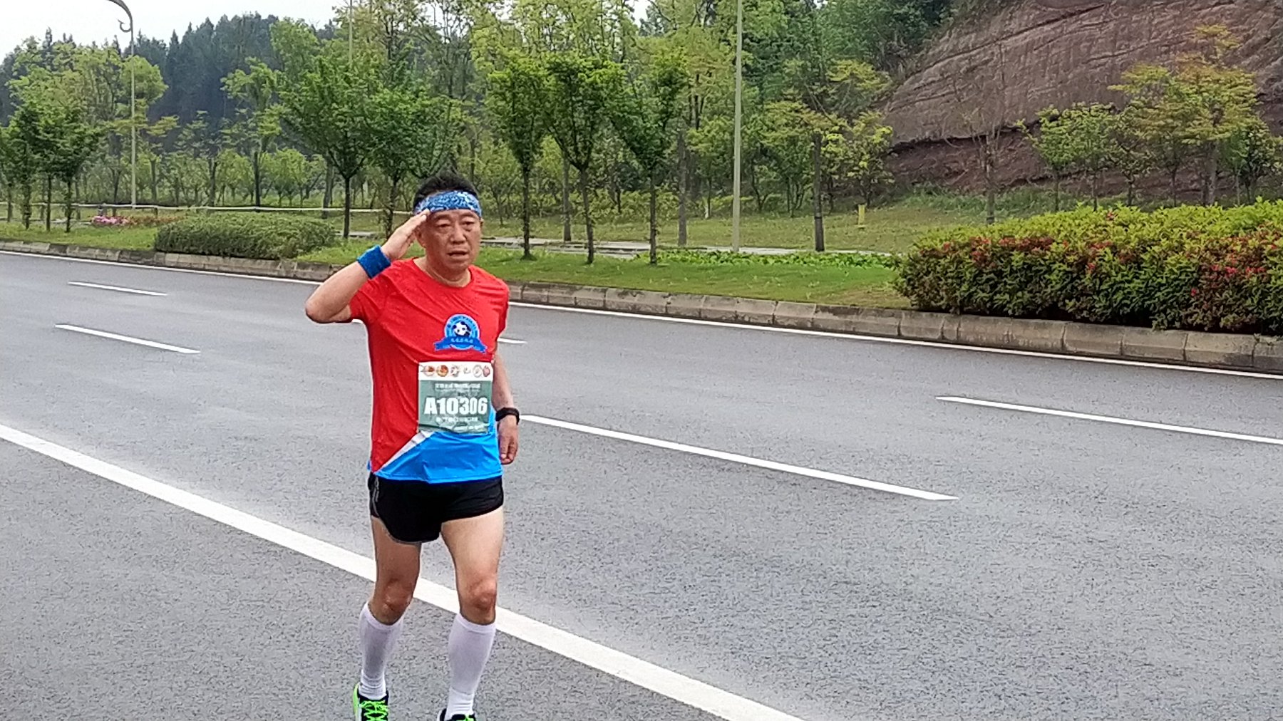 P10411-103533.jpg
