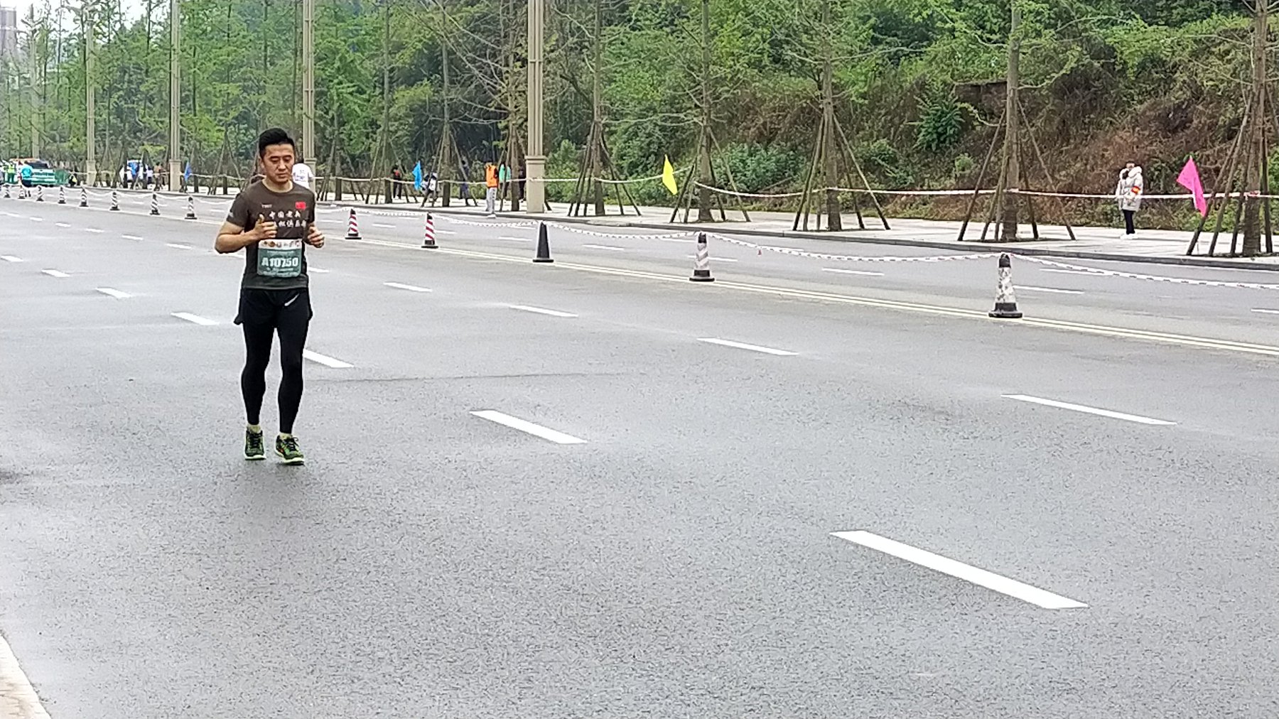 P10411-105818.jpg
