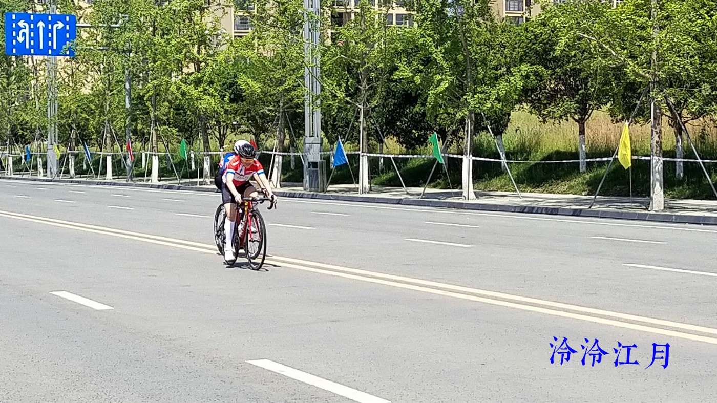 P10509-110846.jpg