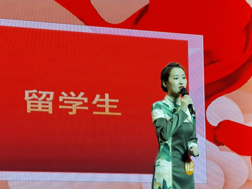 ddff185d697bdb765a52406fb5ae6ef8.png