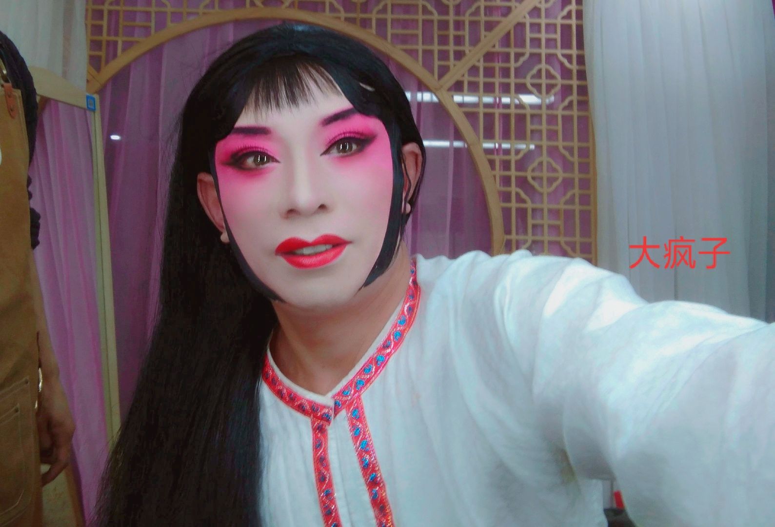 832.jpg
