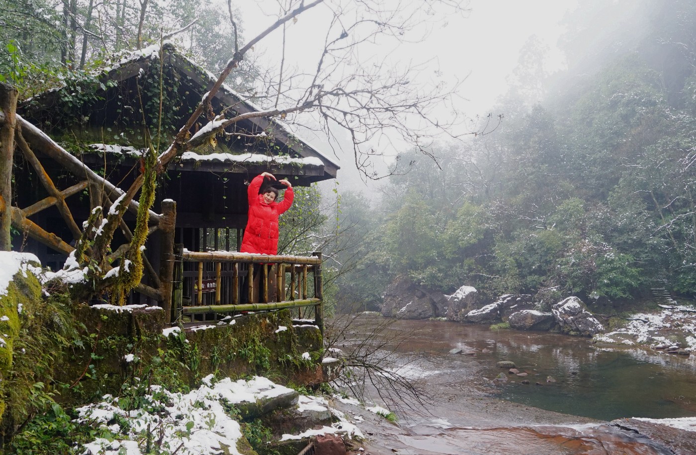 天台山喜降瑞雪-邛崍論壇-麻辣社區