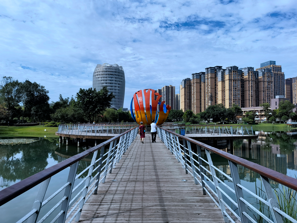 成都大源中央公园简介图片