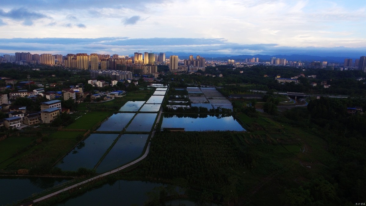 Ӫɽ羰105.jpg