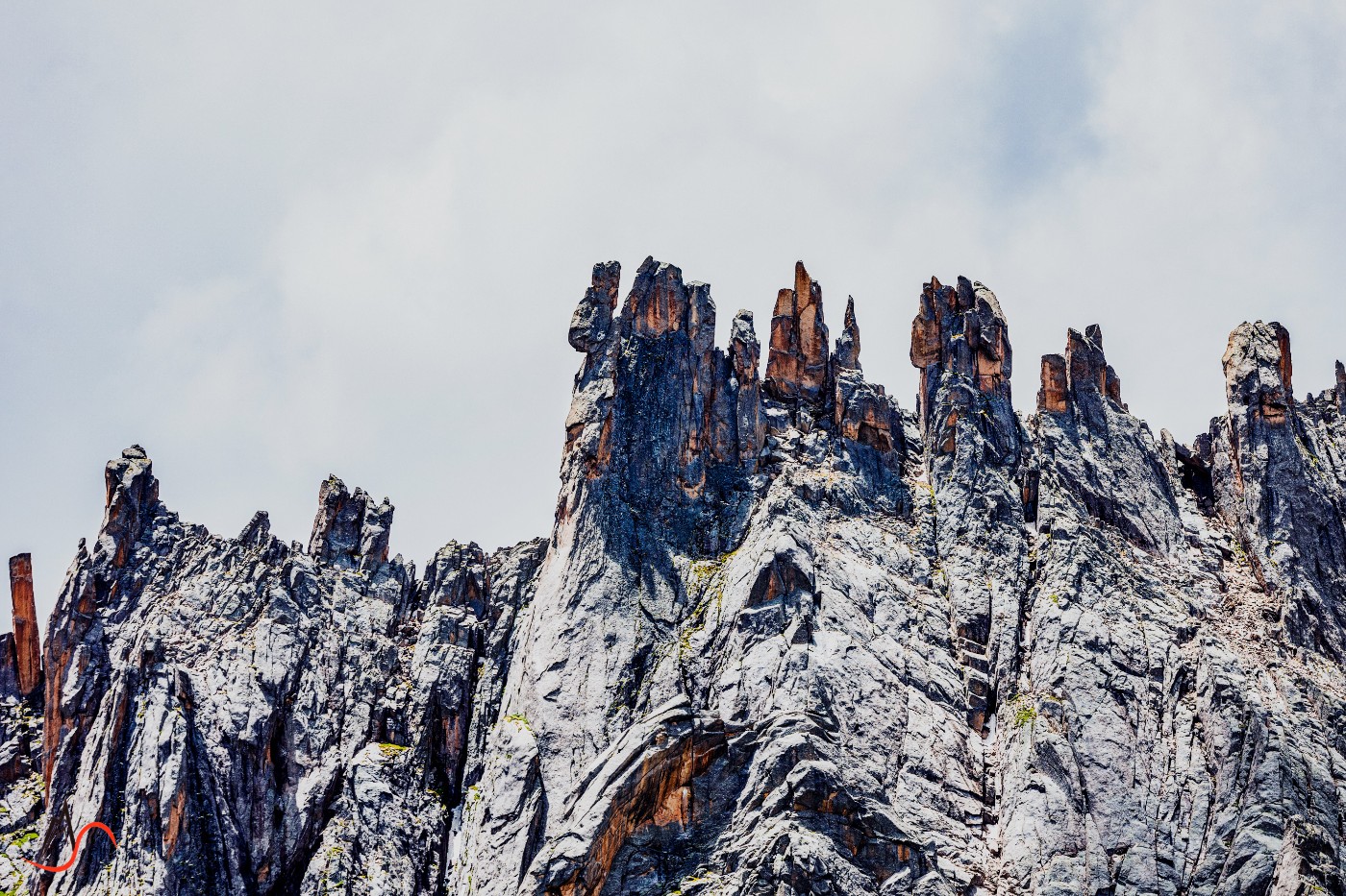 阿坝县石头山风景图片