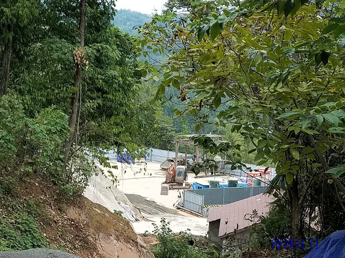 P20914-101537.jpg