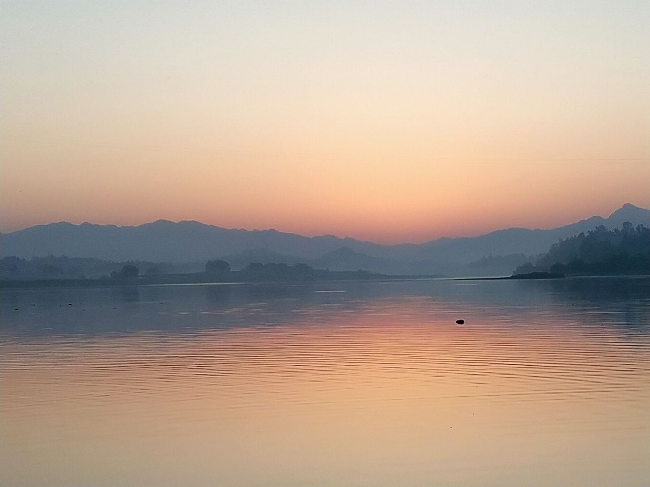 今天清晨我在渠县土溪的渠江河边拍摄的几张日出图片(3月29日)