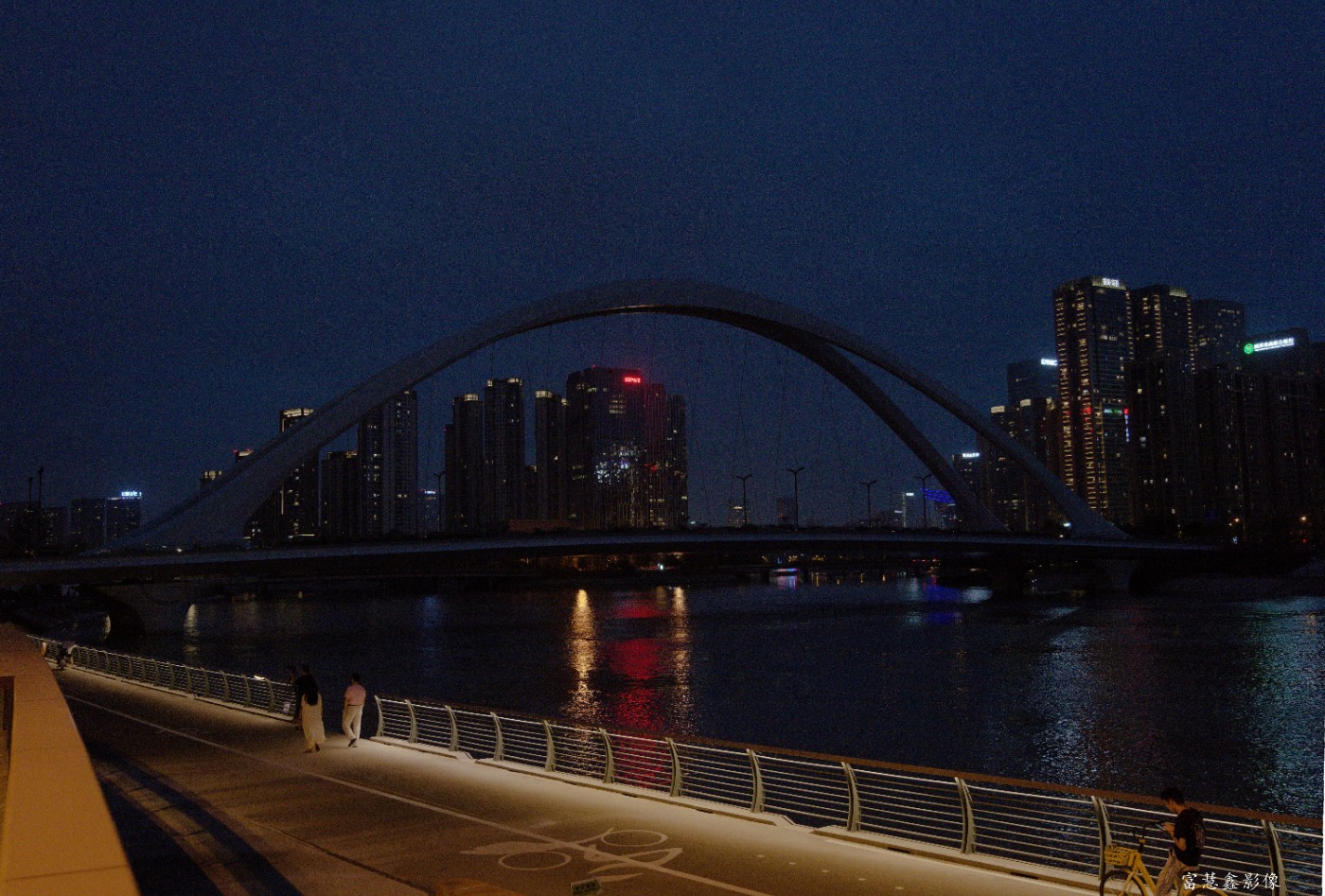 DSC04857_.jpg