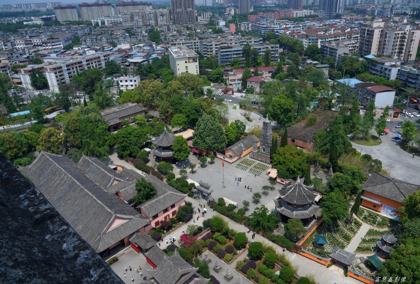 DSC08585_.jpg