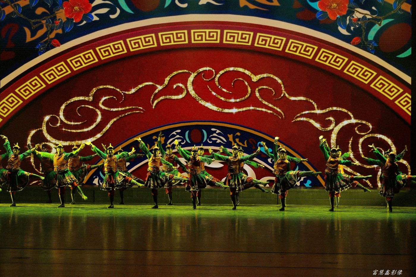 DSC00325_.jpg